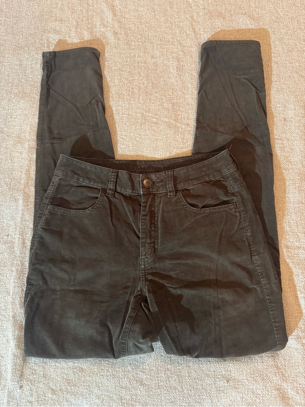 American Eagle Stretch Hi Rise Jegging Dark Olive Corduroy size 4
